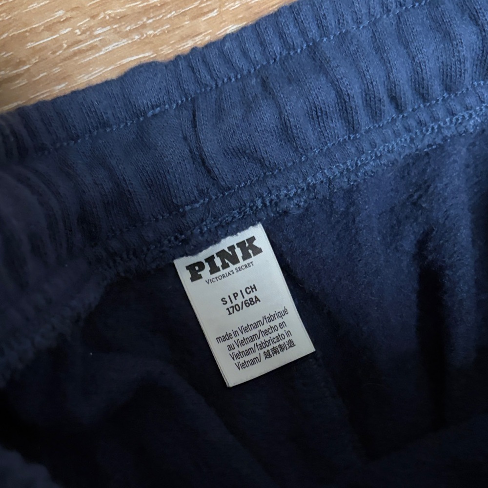 Victoria secret pink sweatpants - Picture 3 of 5